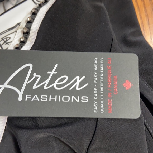 COPY - Artex short sleeve funky design top L - Picture 4 of 7